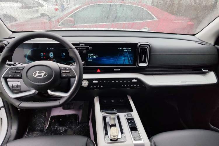 Used Hyundai ix35 2023 Musso 2.0L Prestige LUX Edition