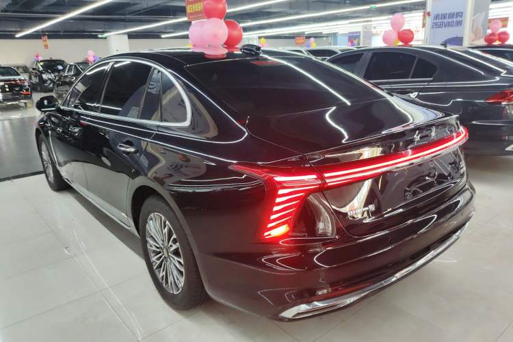 Used Hongqi H5 2024 1.5T DCT Smart Connect Flagship Edition