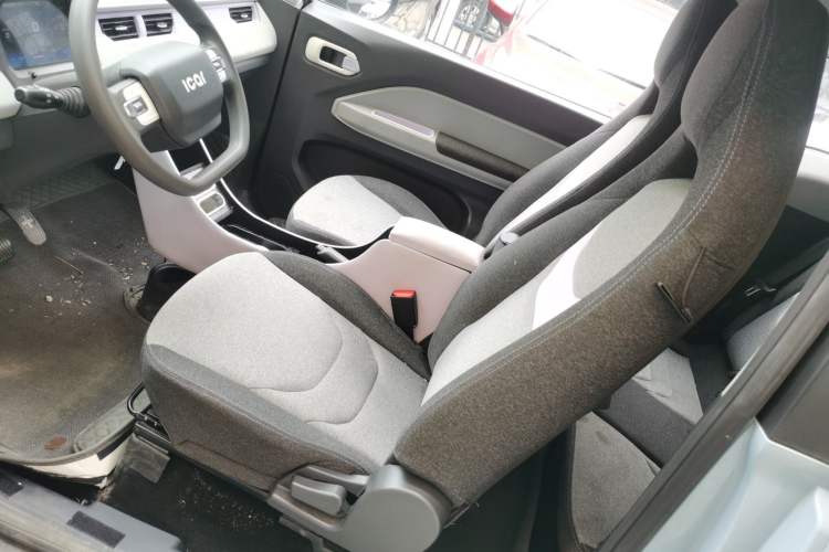 Used Chery QQ Ice Cream 2022 120km Conical Shape Lithium Iron Phosphate