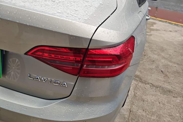 Used Volkswagen Lavida 2021 1.5L Automatic Fashion Edition