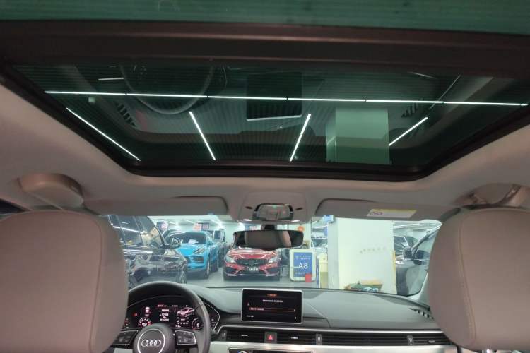 Used Audi A4L 2018 30th Anniversary Edition 40 TFSI Fashion Model