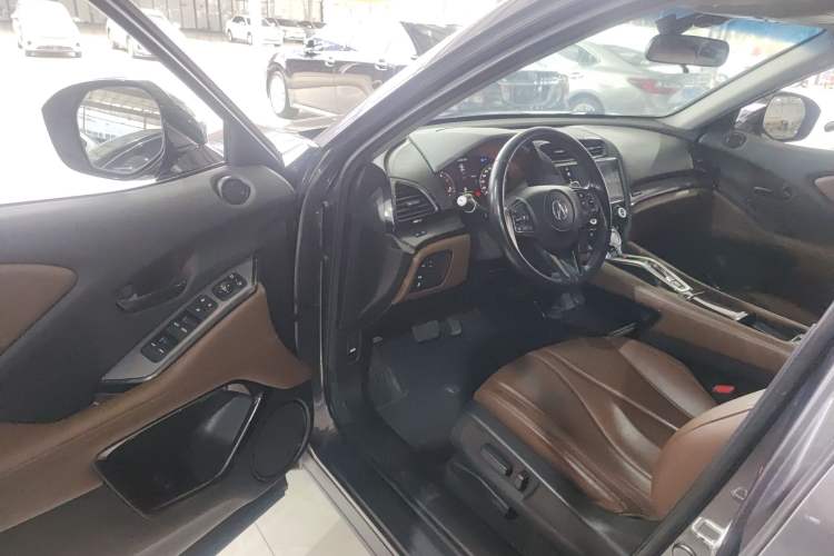 Used Acura CDX 2016 1.5T Two-Wheel Drive Deluxe Edition
