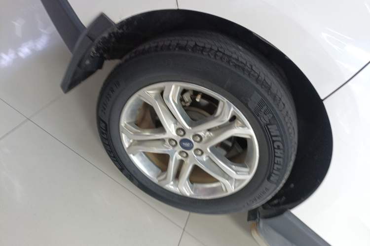 Used Ford Edge 2018 EcoBoost 245 Two-Wheel-Drive Titanium 7-Seater China V Standard
