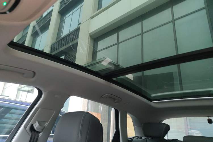 Used Audi Q5L 2022 Updated 45T Luxury Dynamic Version
