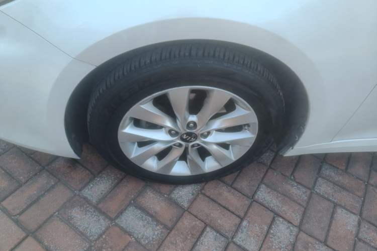 Used Kia K5 2016 1.6T Automatic LUX
