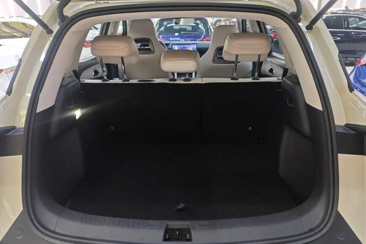 Used BYD Yuan UP 2025 Intelligent Driving Version 401 km Leading Edition