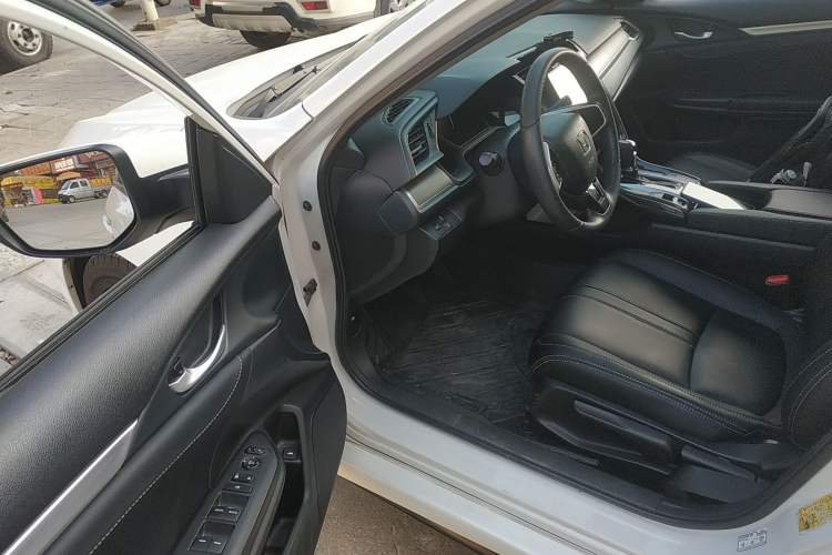 Used Honda Civic 2016 180TURBO CVT Comfort Version