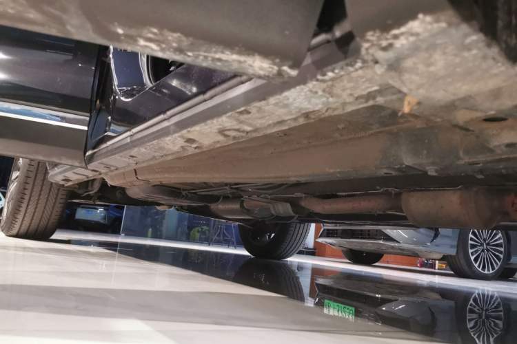 Used  Lingyun 2024 300T Two-Wheel Drive Starlight Edition
