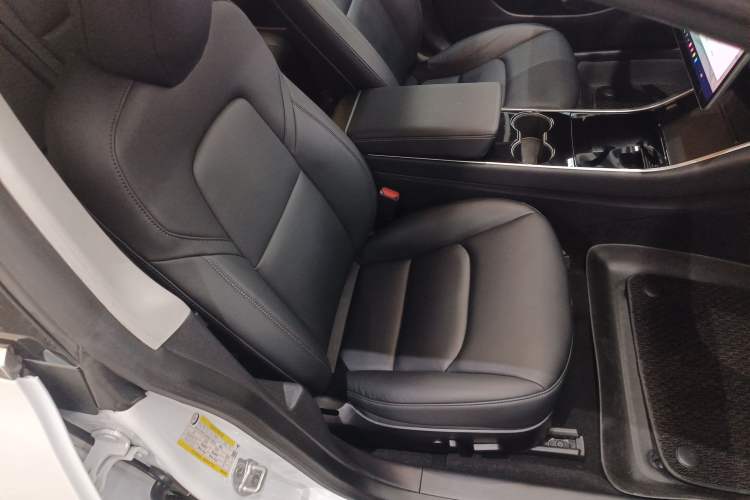 Used Tesla Model 3 2019 Standard Range Rear-Wheel Drive Upgraded Version (52 kWh)
