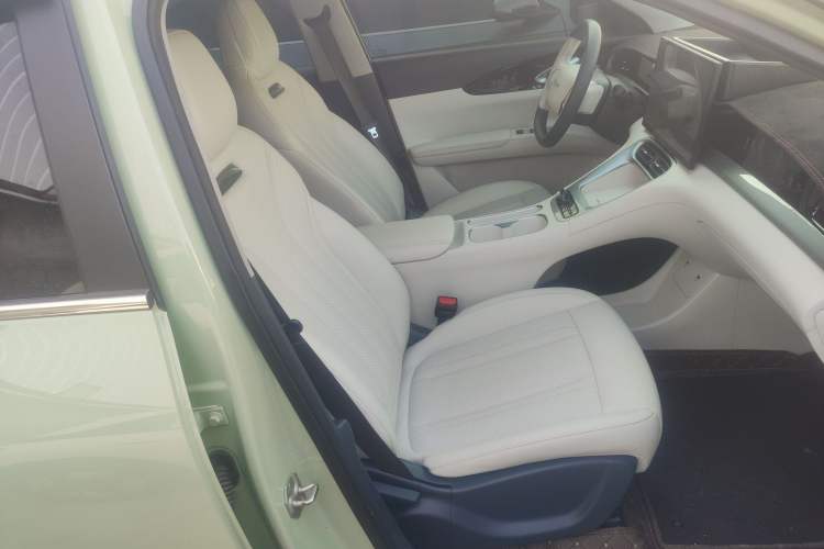 Used  Geome 2025 UP 410km Exploration+ Edition