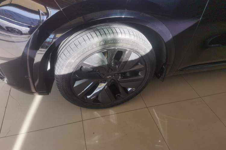 Used Li Auto L8 2023 Max model
