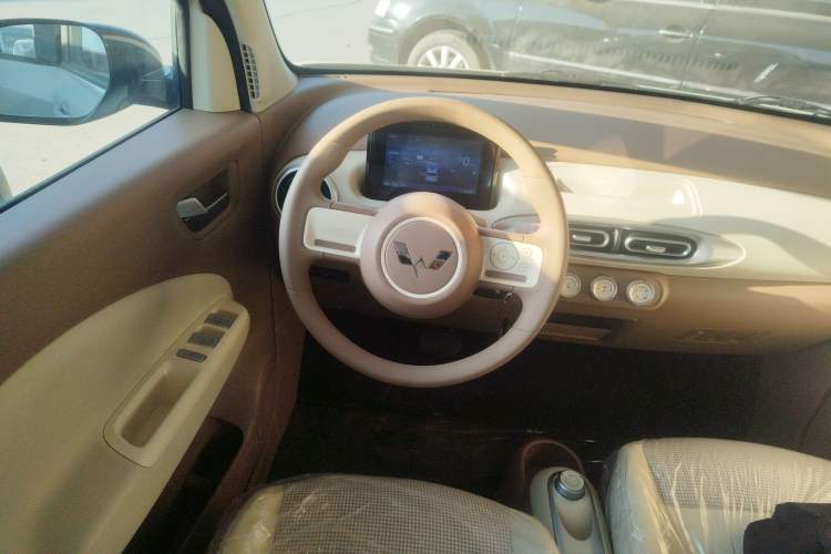 Used Wuling Hongguang MINIEV 2025 Four-Door Version Advanced Edition