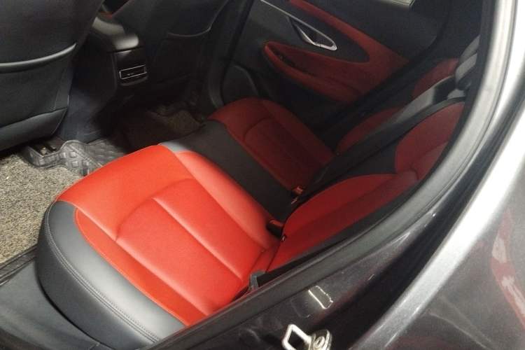 Used Changan UNI-T 2020 1.5T Prestige Version
