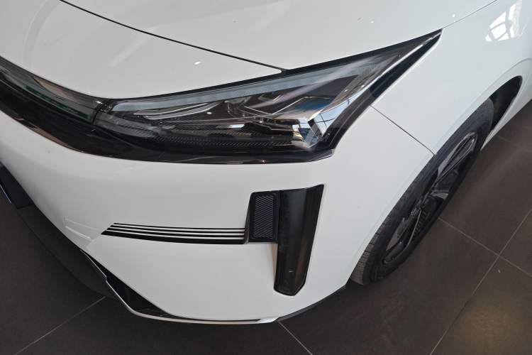 Used  L6 2025 EM-i 140km Explorer+ Edition
