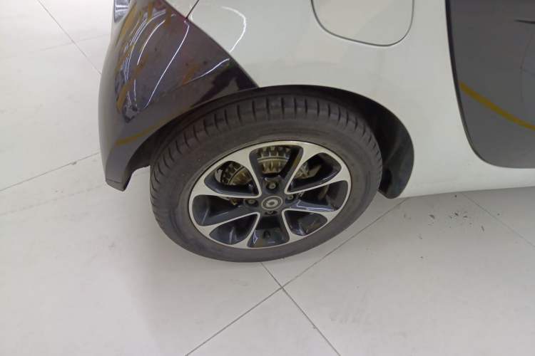 Used  fortwo 2015 1.0L 52 kW Hardtop Passion Edition
