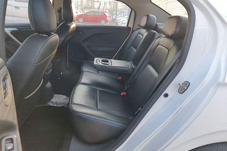 Used Peugeot 301 2017 1.6L Automatic Comfort Edition
