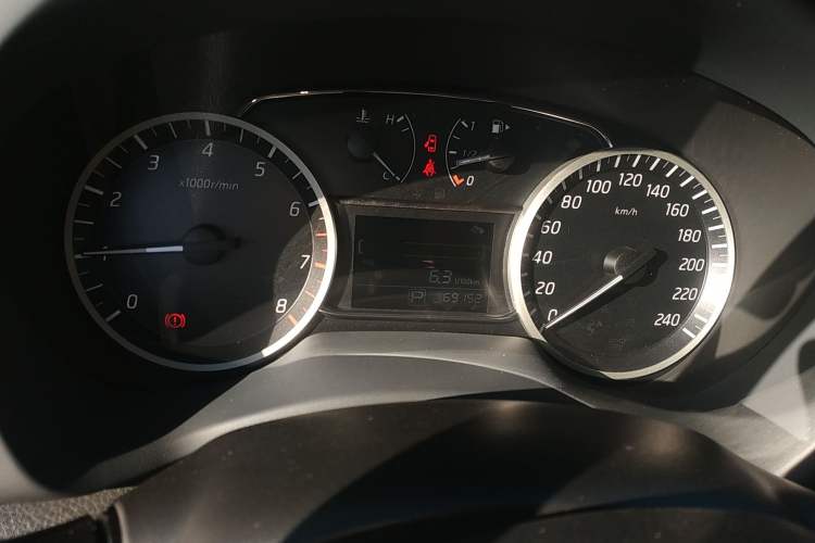 Used Nissan Sylphy 2019 1.6XV CVT Smart Connect Luxury Edition China VI Standard