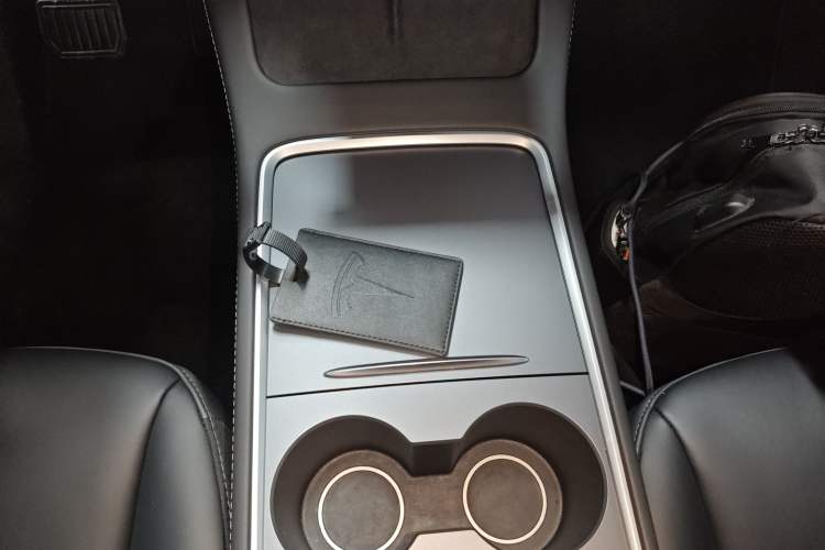 Used Tesla Model Y 2022 Revised Version Long-Range All-Wheel Drive