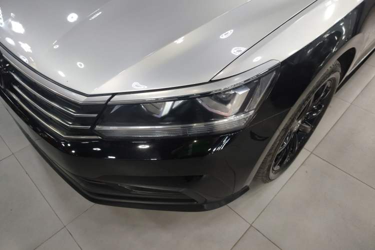 Used Volkswagen Passat 2017 330TSI DSG Luxury Edition
