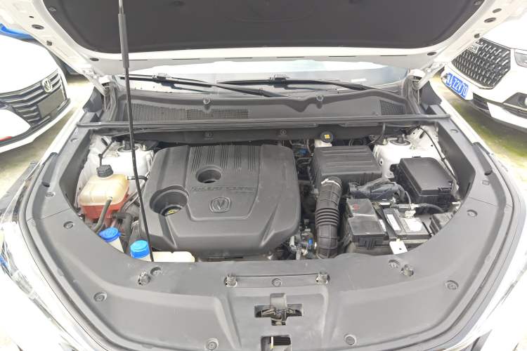 Used Changan CS75 PLUS 2022 1.5T Automatic Luxury Model
