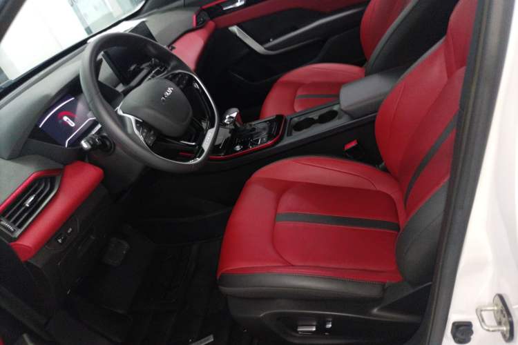 Used Dongfeng Aeolus Yixuan 2021 230T Automatic Hunter Edition
