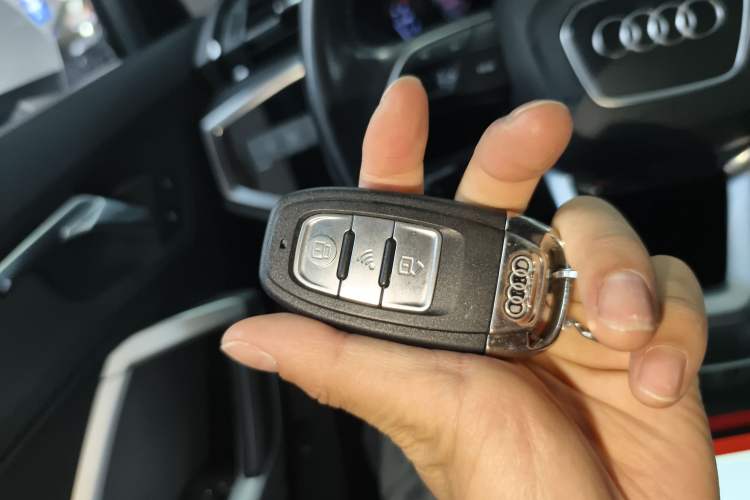 Used Audi Q3 2019 35 TFSI Advanced Style Edition
