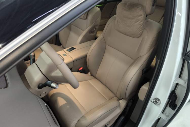 Used Li Auto Li Auto i6 
