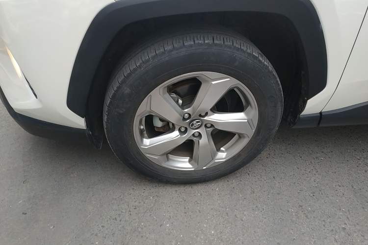 Used Toyota RAV4 2020 2.0L CVT Two-Wheel Drive Fashion Edition