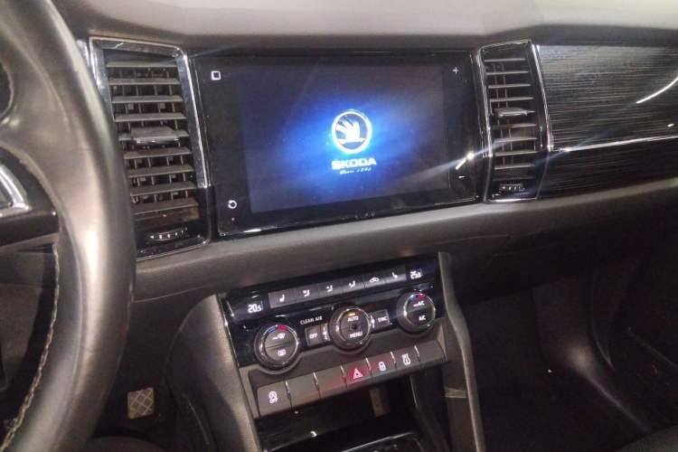 Used Skoda Kodiaq 2018 Restyled TSI330 7-Seater Two-Wheel Drive Luxury Enjoyment Edition
