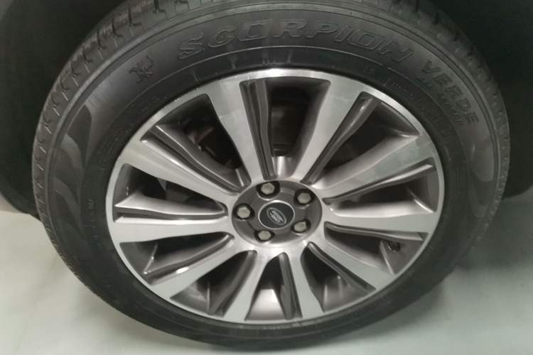 Used Land Rover Range Rover Evoque 2018 240 PS SE Smart Brilliance Edition