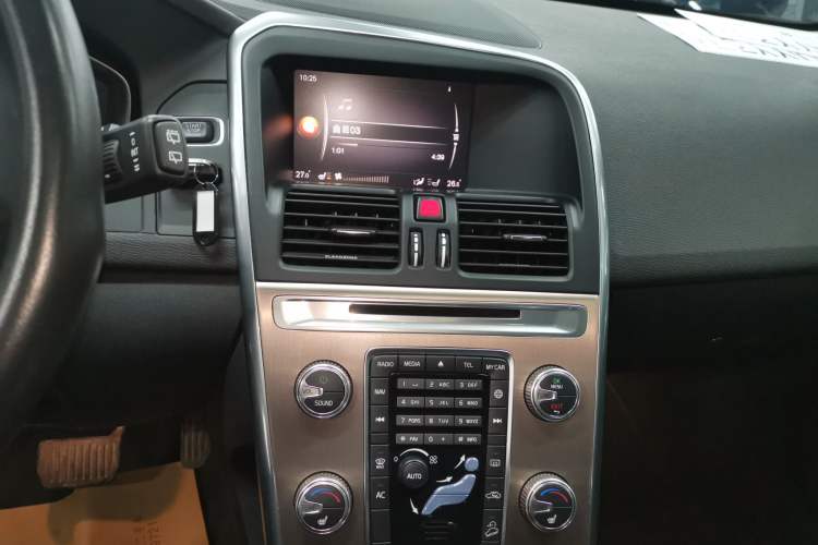 Used Volvo XC60 2017 T5 AWD Smart Upgrade Edition