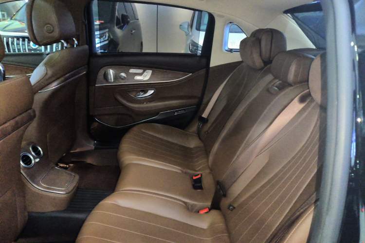 Used Mercedes-Benz E-Class 2022 Updated E 300 L Luxury Edition
