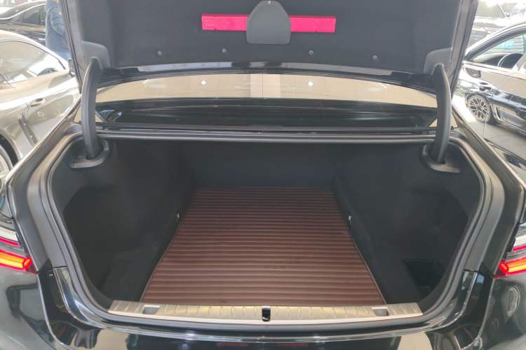 Used BMW 7 Series 2019 Restyled 730Li M Sport Package
