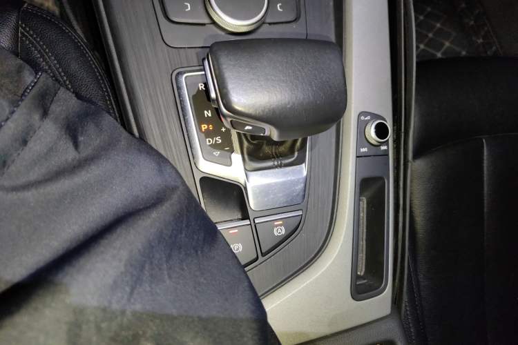 Used Audi A4L 2017 40 TFSI Fashion Model