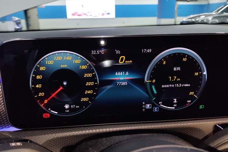 Used Mercedes-Benz A-Class 2021 A 200 L Sport Sedan Fashion Model
