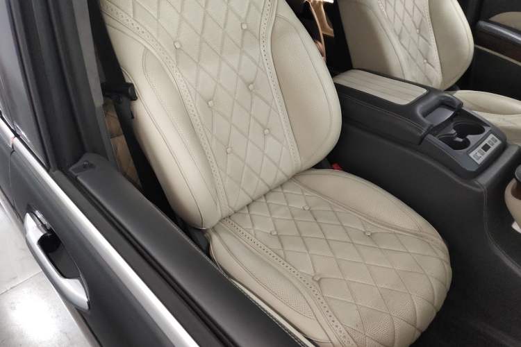 Used Mercedes-Benz V-Class 2017 V250 2.0T U.S. Spec