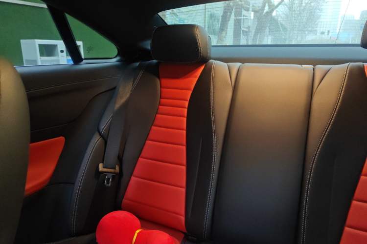 Used Mercedes-Benz E-Class (Import) 2023 E 260 Coupe
