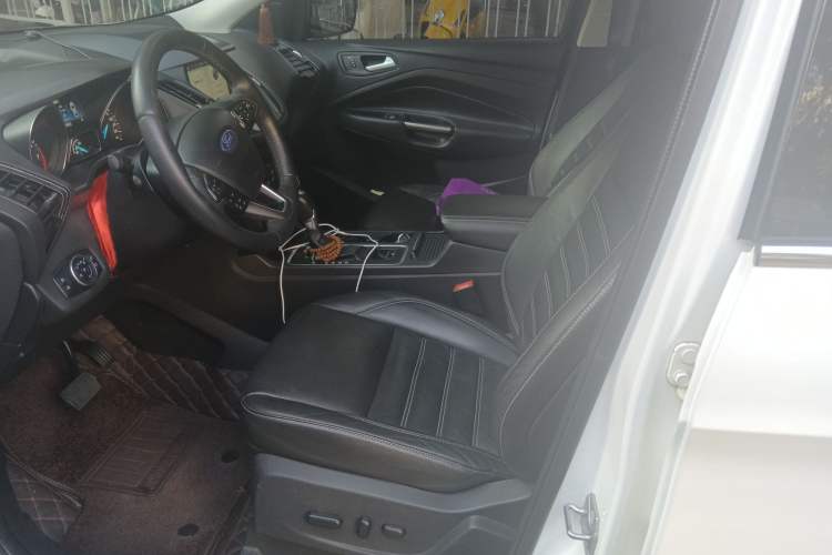 Used Ford Kuga 2017 EcoBoost 180 Two-Wheel-Drive Luxury Wing Edition
