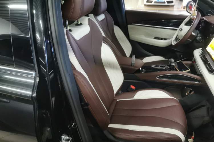 Used Geely Auto Monjaro L 2021 2.0TD DCT EVO Two-Wheel Drive Smart Luxury Version
