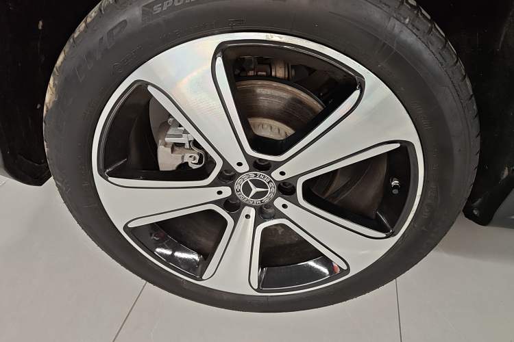 Used Mercedes-Benz GLC 2021 GLC 300 L 4MATIC Luxury Model