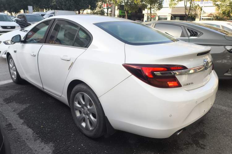 Used Buick Regal 2015 2.0L Leading Fashion Edition
