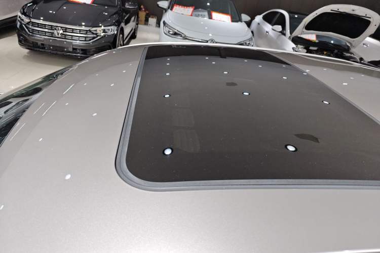 Used BMW 3 Series 2015 320Li Luxury Edition Fashion Model
