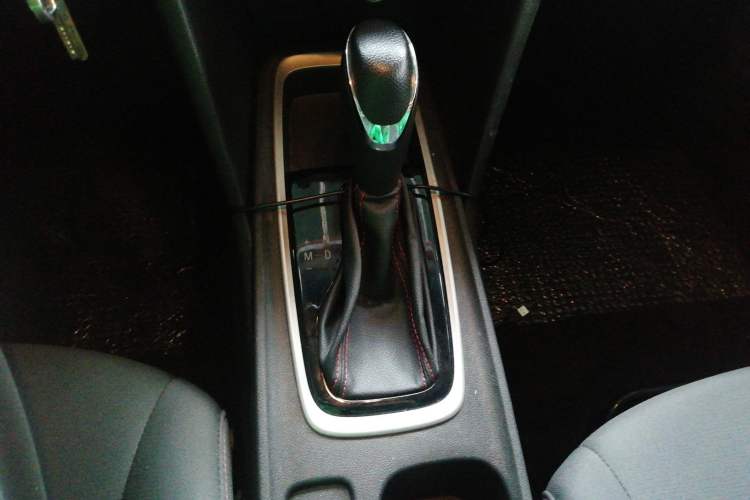 Used Chevrolet Monza 2019 Redline 320T Dual-Clutch Joyful Edition China VI Standard