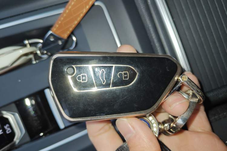 Used Volkswagen Golf 2023 280TSI DSG R-Line Lite
