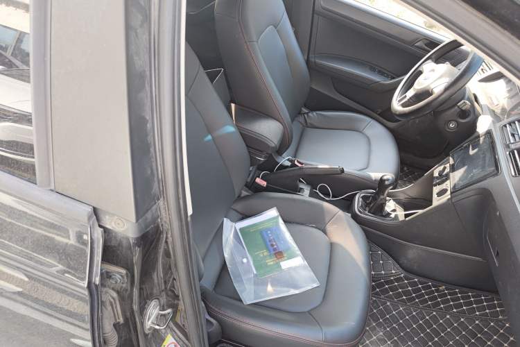 Used Volkswagen Santana 2013 1.4L Manual Fashion Edition