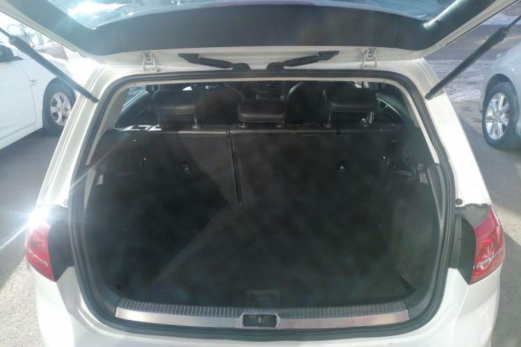 Used Volkswagen Golf 2016 230TSI Automatic Luxury Version