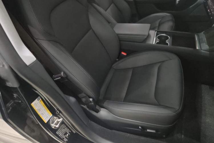 Used Tesla Model 3 2023 Long-Range All-Wheel-Drive Version
