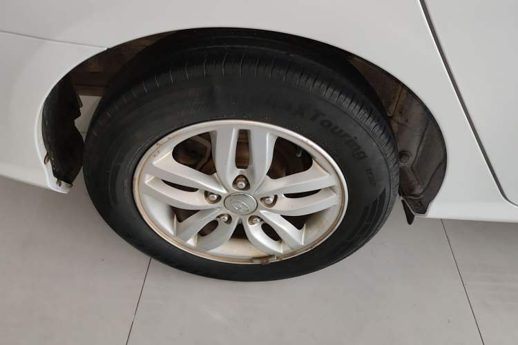 Used Hyundai Celesta 2015 1.6L Manual Comfort Model