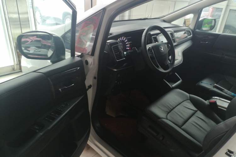 Used Honda Elysion 2016 2.4L Style Edition