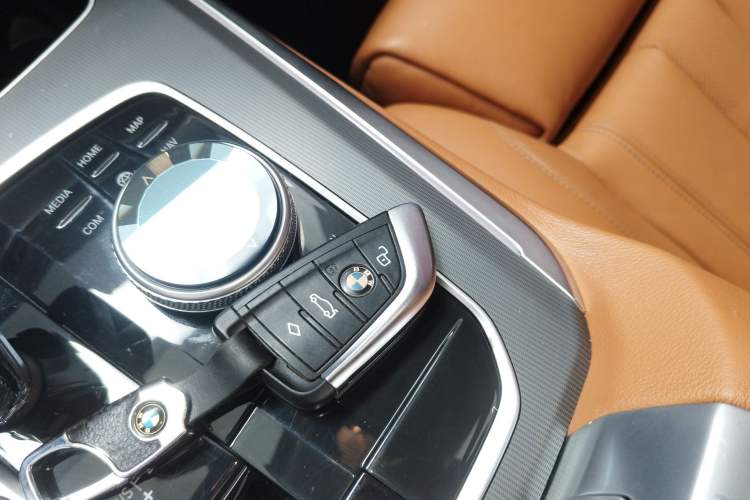 Used BMW X5 2019 xDrive40i M Sport U.S. specification
